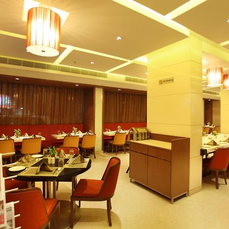 คอมฟอร์ต อินน์ เลกาซี ราชโกฎิ ร้านอาหาร รูปภาพ